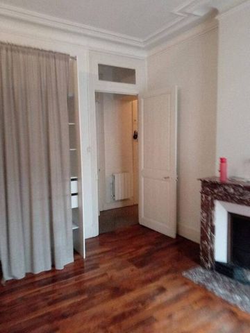 Location Appartement 2 pièces 42m² GRENOBLE 38000 - Photo 3