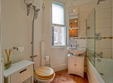 2 Bed Flat, Highbury Park, N5 - Photo 3