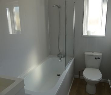 Lytham Road - Photo 4