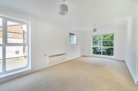 2 bedroom flat to rent - Photo 4