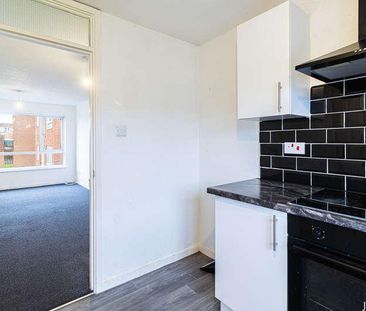 Alwynn Walk, Birmingham, B23 - Photo 6