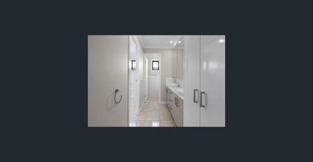 Stylish, Low-Maintenance 3-Bedroom Home - Photo 5