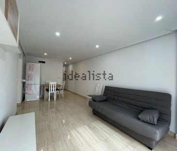 Alquiler de piso en Calle meseguer - Photo 1