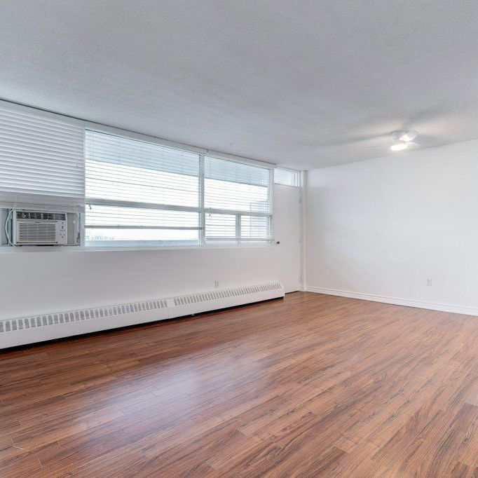 For Lease - 2263 Marine Drive Unit# 1408, Oakville, Ontario - Photo 1