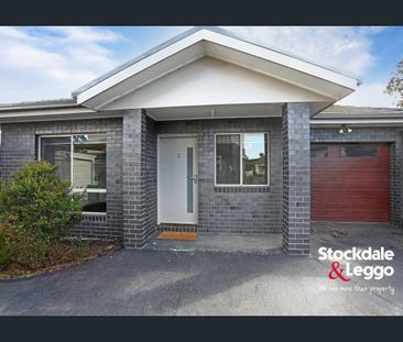 Setting A New Standard For Modern Low Maintenance Living - Photo 4