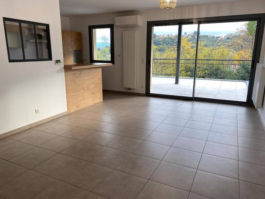 Location appartement 3 pièces 76.75 m² à Ucel (07200) - Photo 1