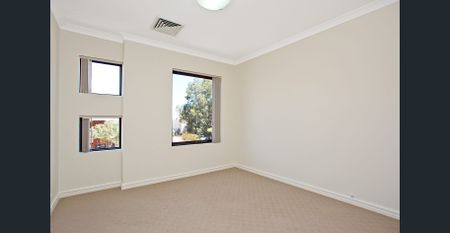 CENTRALLY LOCATED QUALITY APARTMENT - Photo 5