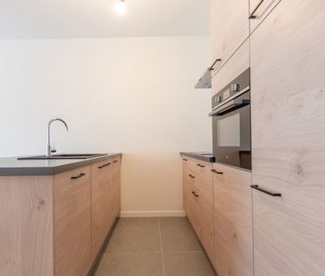Recent appartement (2 slk) + terras + parking + kelderberging - Photo 3