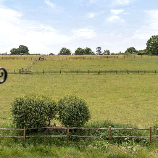 One Tree Hill Road, Guildford, GU4 - Photo 1
