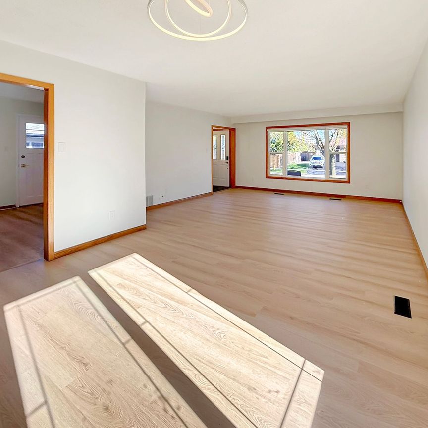 For Lease - 153 Clappison Boulevard, Toronto, Ontario - Photo 1