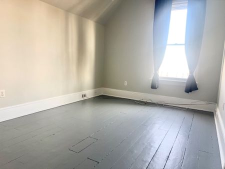 For Lease - 1421 Lakeshore rd N/A, Burlington, Ontario - Photo 2