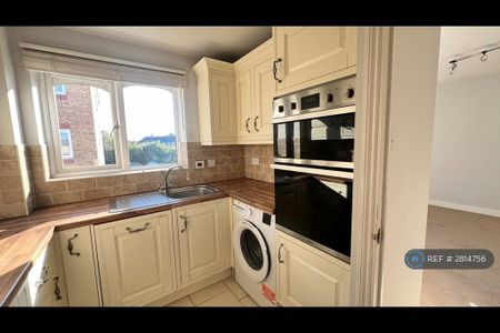 2 bedroom flat to rent - Photo 3
