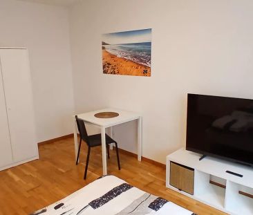 Zentral gelegenes möbliertes Zimmer in 8050 Zürich mieten - Photo 1