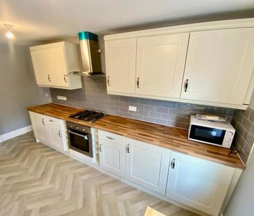 2 bedroom flat to rent - Photo 6