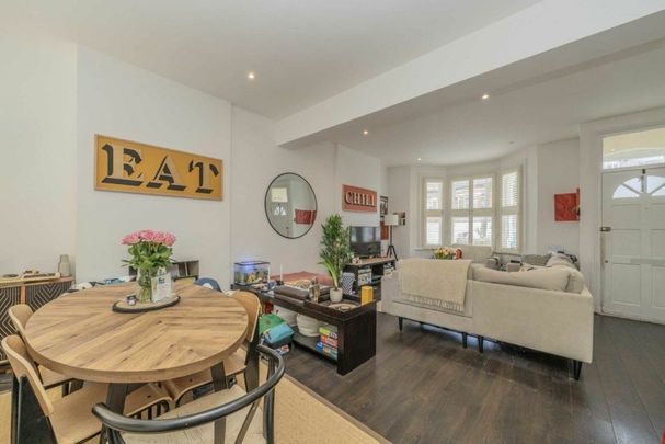 Cavendish Road, Clapham South, SW12 - Photo 1