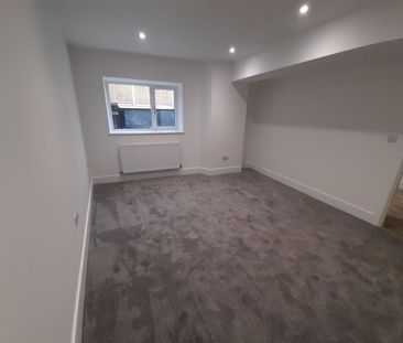 2 bedroom Flat To Let Total Size: 1551 SQ FT - Photo 3