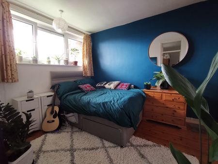 3 Bed Maisonette, Coleraine Road, SE3 - Photo 4