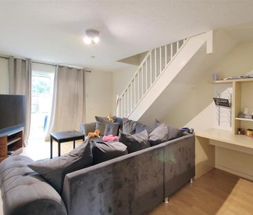 2 bedroom terraced house to rent - Photo 3
