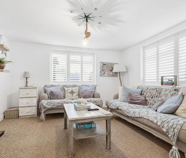 3 bedroom semi-detached house to rent - Photo 2