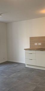 Location Appartement 3 pièces 46m² - Photo 3