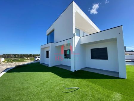 4 bedroom luxury Villa for rent in Palmela, Distrito de Setúbal - Photo 3