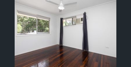 Lovely 3-Bedroom Home in Riverview – Ideal for Families or Professionals - Photo 3