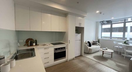 MODERN SPACIOUS BRAND NEW - TWO BEDROOM APARTMENT - WELLINGTON CITY - Photo 3