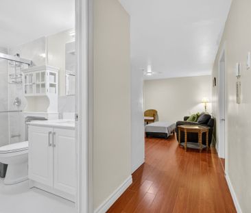 For Lease - 212 Holbeach Crescent, Waterloo, Ontario - Photo 1