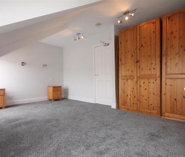 4 bedroom maisonette to rent - Photo 3