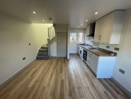 1 bedroom terraced house to rent - Photo 4