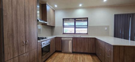 Modern Home with Views - Photo 2