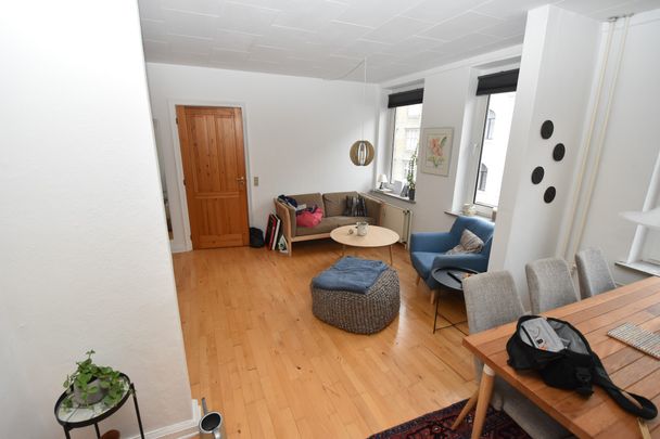 Charmerende lejlighed med opdateret interiør i Aalborgs hjerte - Foto 1
