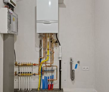 Gelijkvloers app. te huur in Vorst voor € 900 met 3 slaapkamers - Foto 1