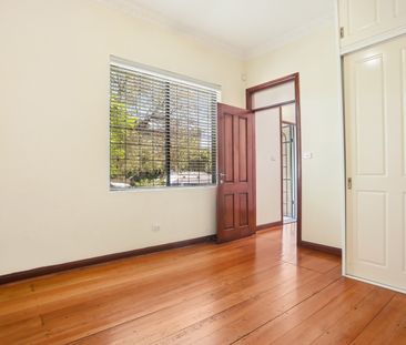 27 Woodstock Street, Bondi Junction NSW 2022 - House For Rent | Domain - Photo 2