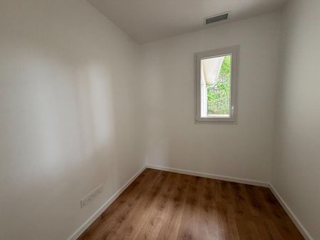 Location Maison 6 pièces 96m² BELIN BELIET 33830 - Photo 2