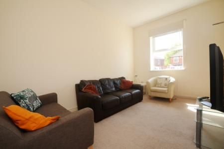 Mauldeth Road, Fallowfield, Manchester, M14 - Photo 4