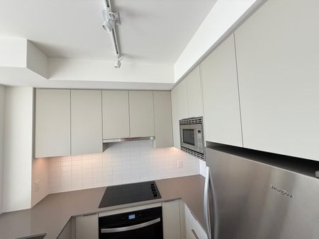 For Lease - 3079 Trafalgar Road Unit# 2001, Oakville, Ontario - Photo 4