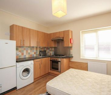 Studio to rent - Photo 5