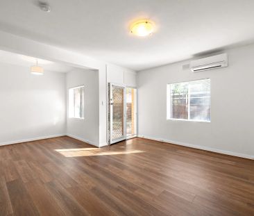 Quality apartment living in popular locale - Photo 3