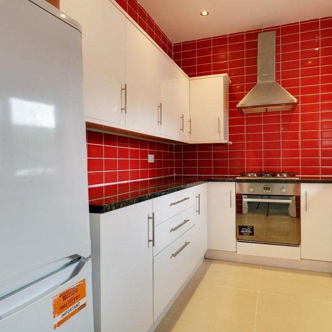 2 bedroom ground floor maisonette to rent - Photo 1