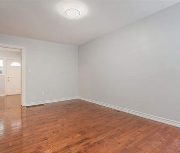 For Lease - 208 Manning Avenue, Toronto, Ontario - Photo 6