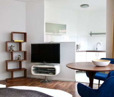 Gemütlich möbliertes Apartment direkt am Barbarossaplatz - Photo 1