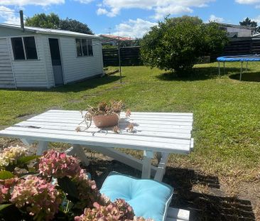 Lovely family 3 bedroom home - Photo 5