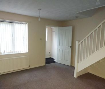 2 Bedroom House - Semi-Detached - Photo 5