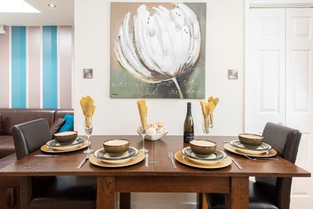 1 bedroom ground floor flat to rent - Photo 3