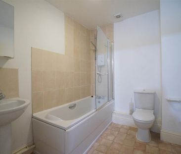 57 Garth Road - Photo 5