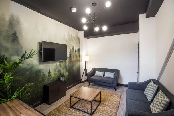 To Rent Queen Street, **Available From August 2025 - 4 Bedrooms**, Chester - Photo 1