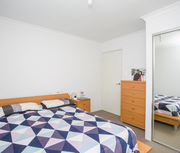 Perfect easy care home! - Photo 5