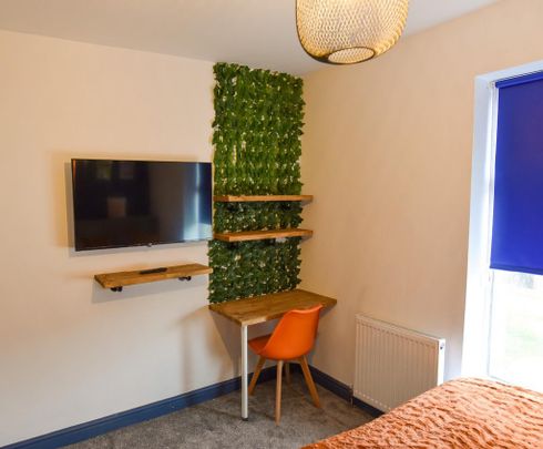 1 bedroom in a house share to rent - Photo 1