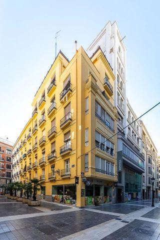 Carrer de Santa Irene, Valencia, Valencian Community 46002 - Photo 2